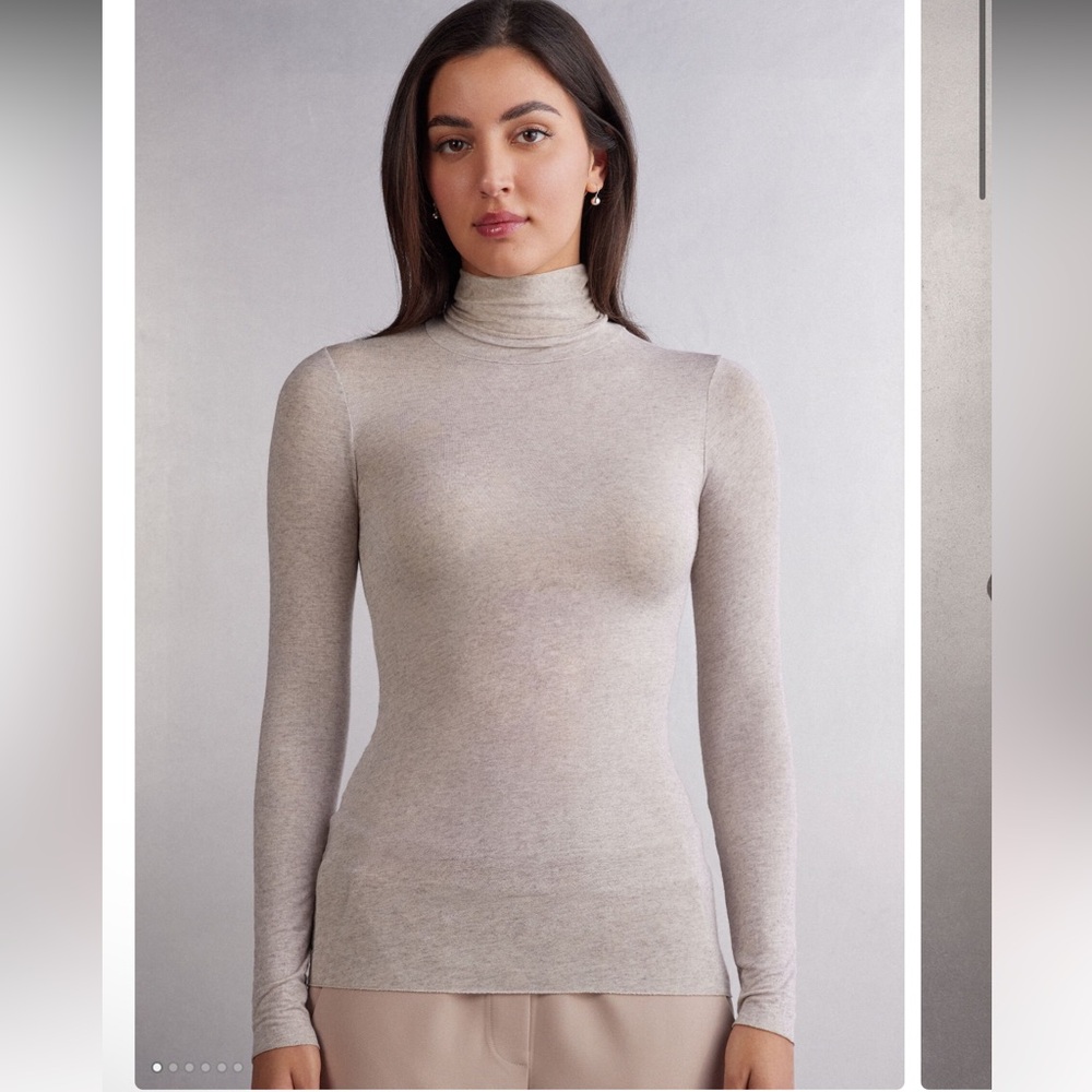 Intimissimi light gray cashmere top ultralight (new, never worn)